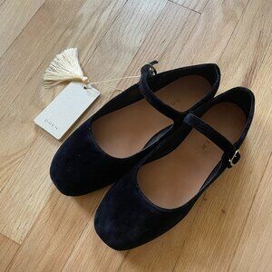 DÔEN  Velvet Mary Jane Flats